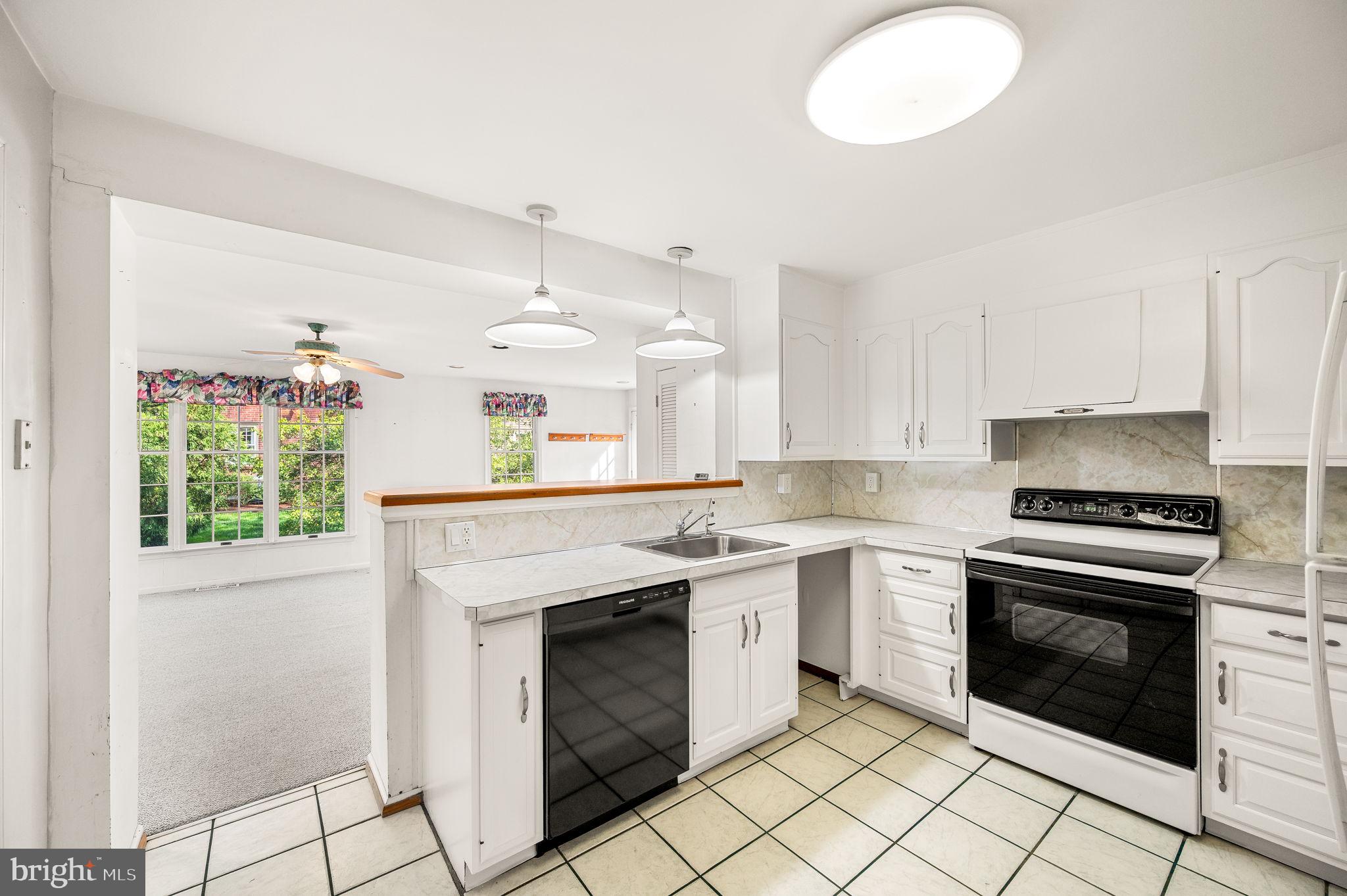 LAPIDEA HILLS - Residential