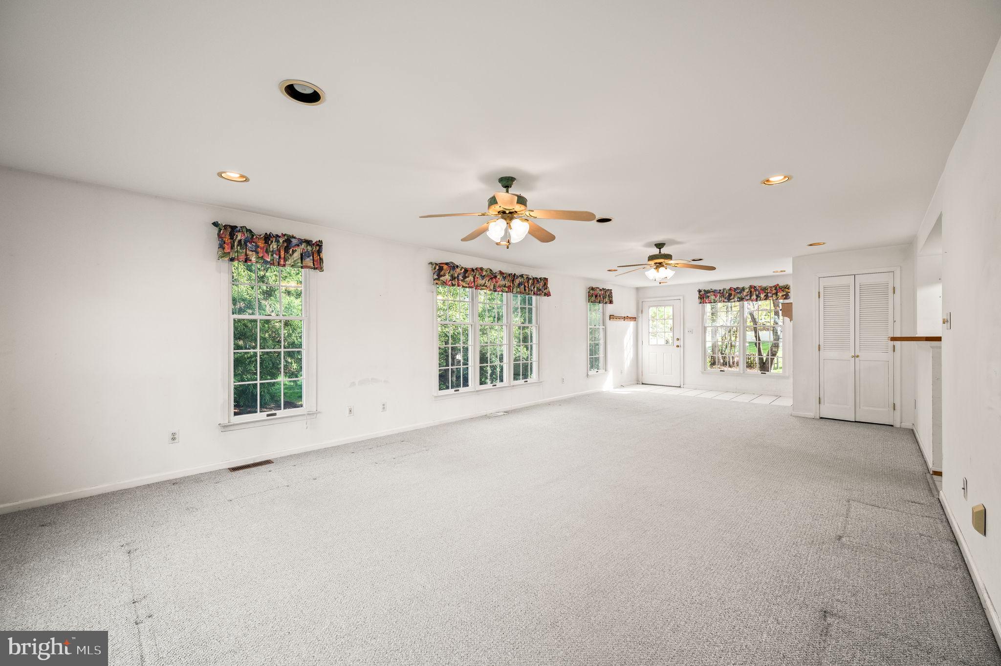 LAPIDEA HILLS - Residential