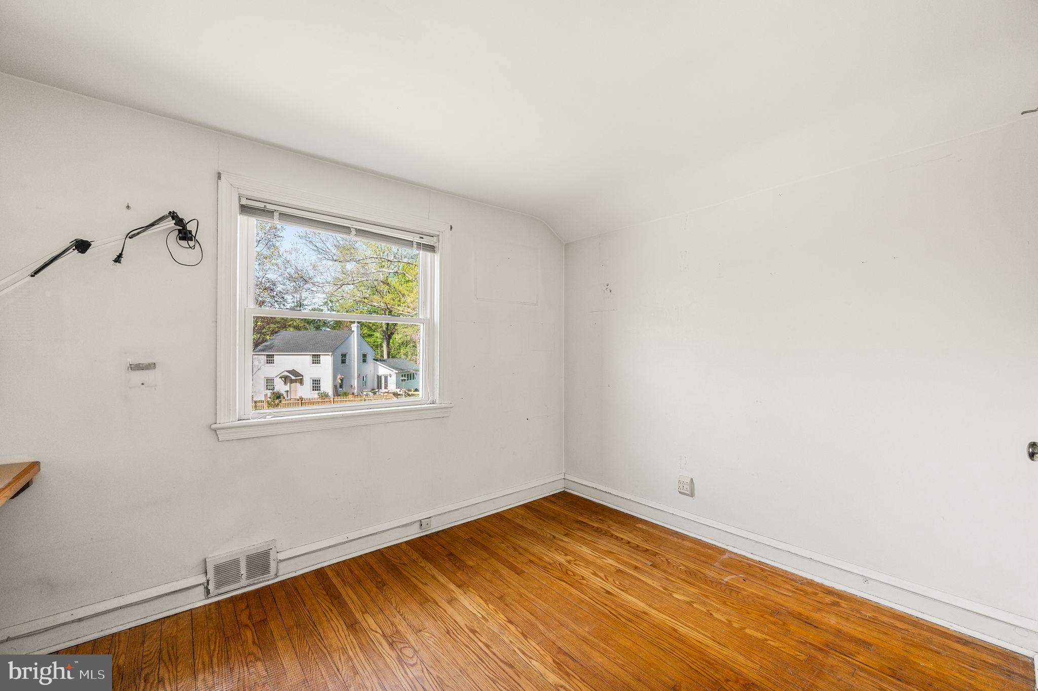 LAPIDEA HILLS - Residential