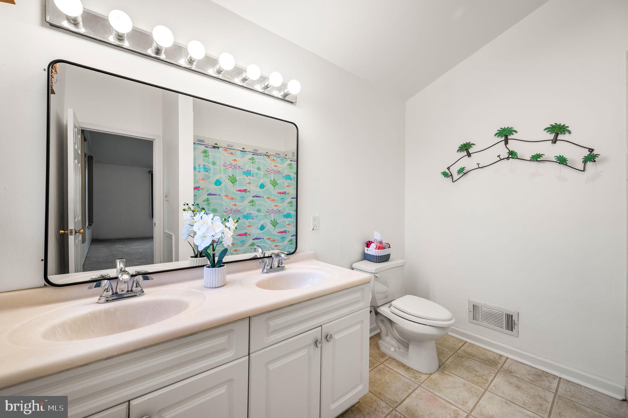 LAPIDEA HILLS - Residential