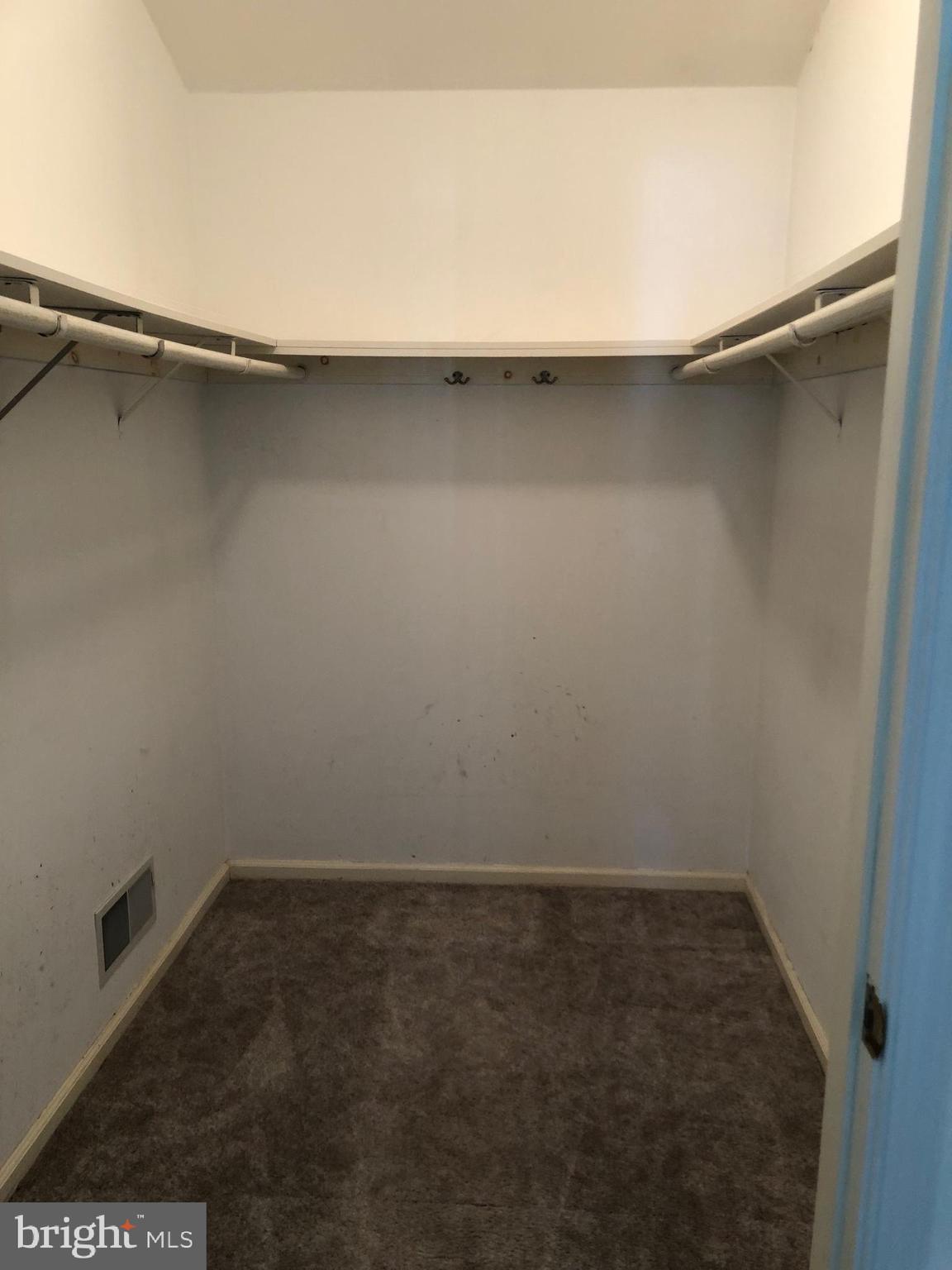 LAPIDEA HILLS - Residential