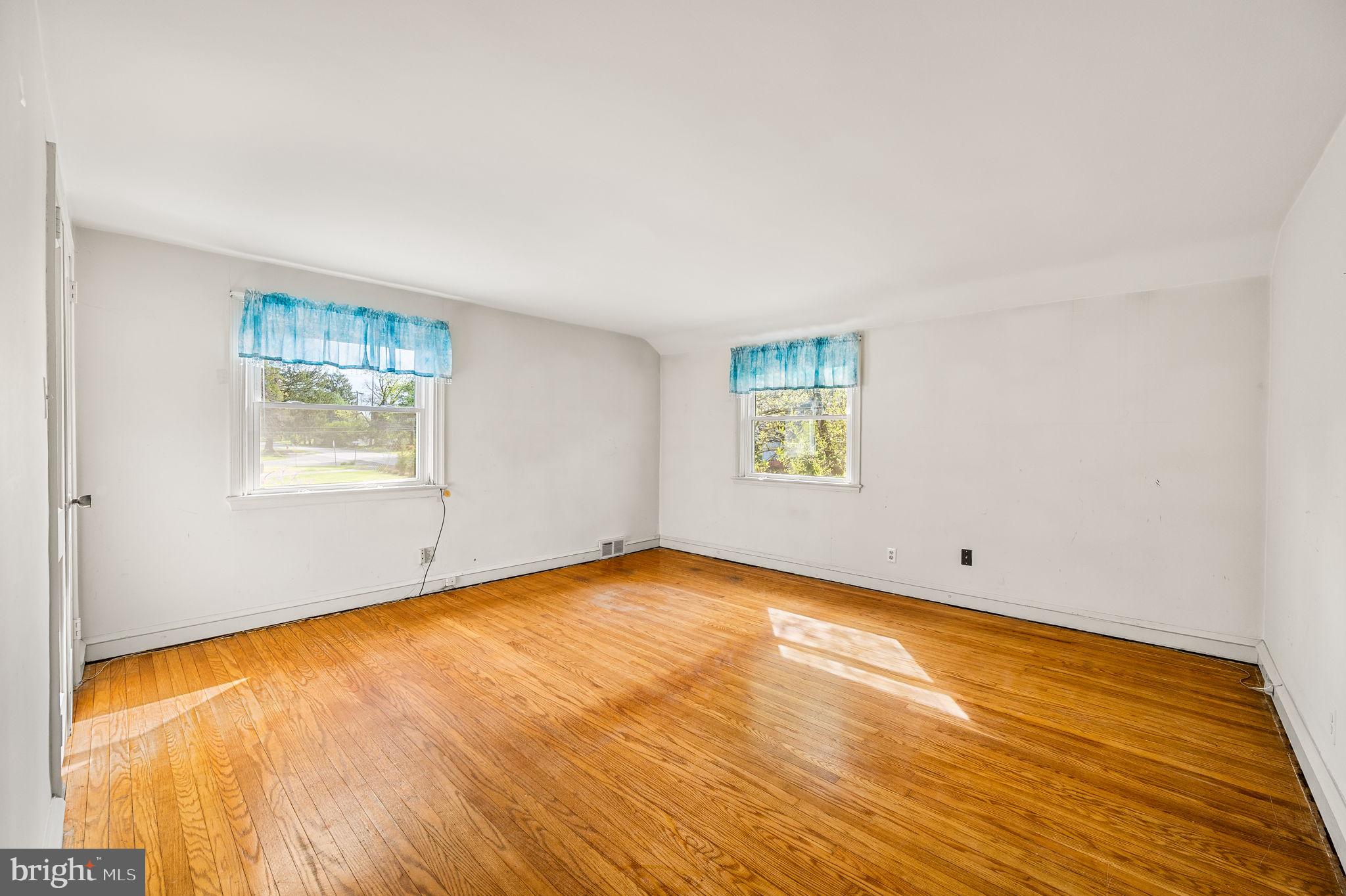 LAPIDEA HILLS - Residential