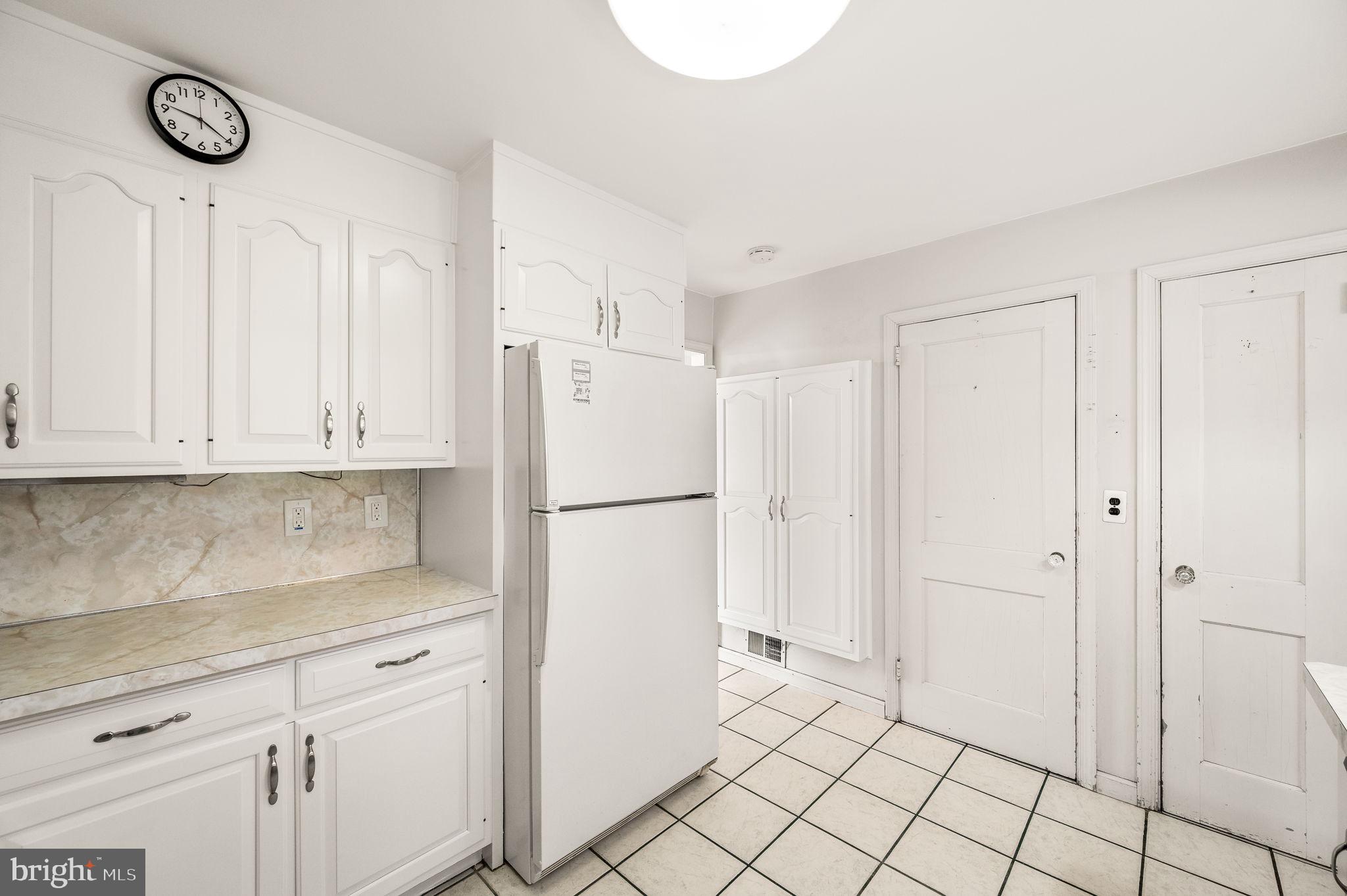 LAPIDEA HILLS - Residential