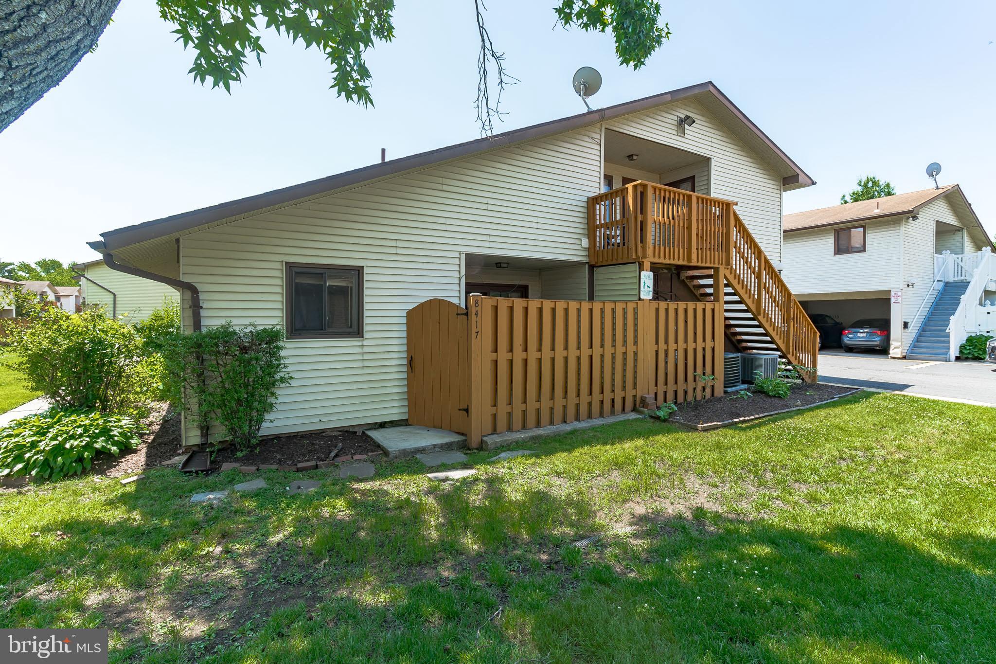 PINEWOOD LAWNS - Residential Lease