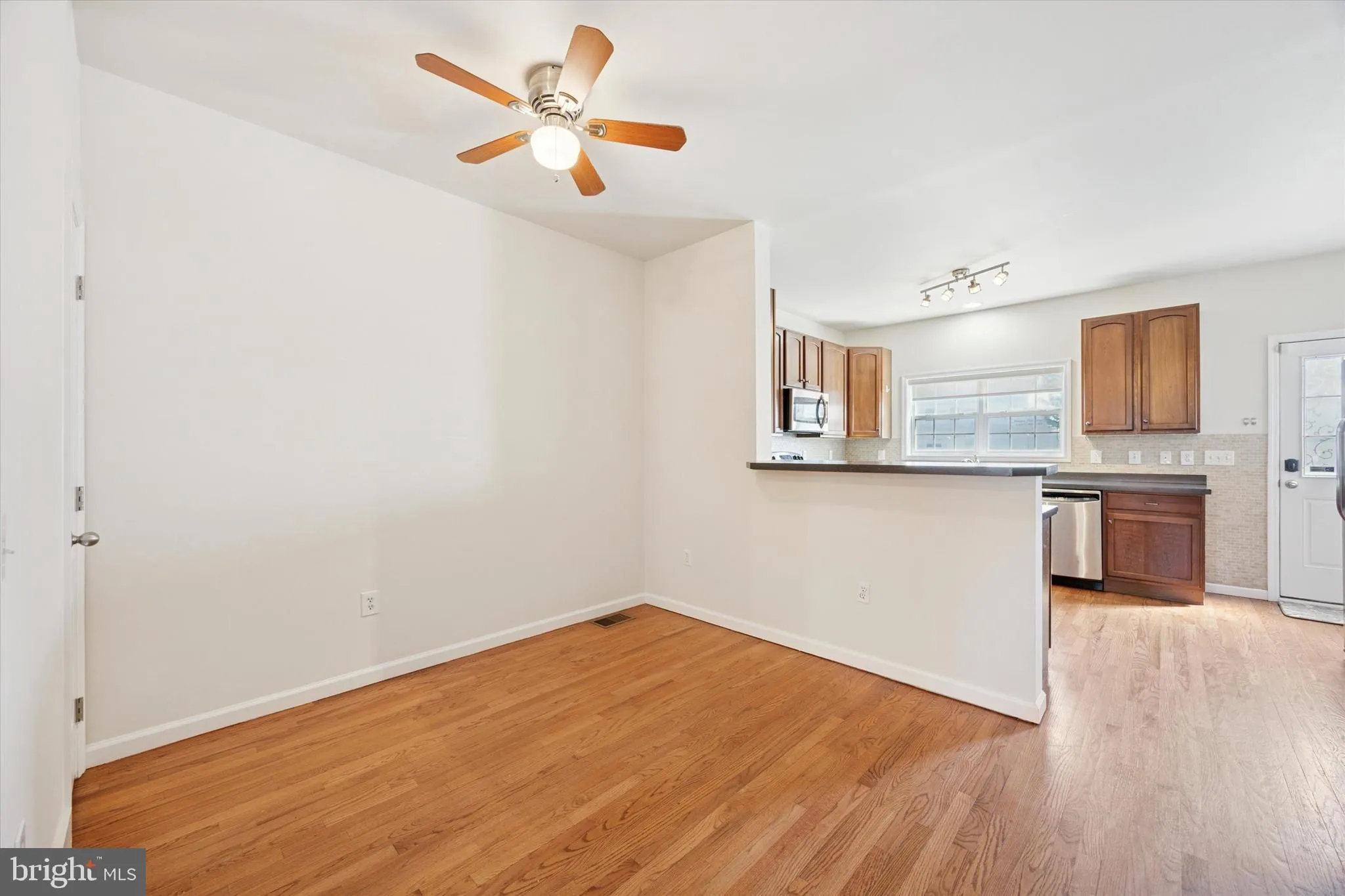 Philadelphia, Pennsylvania 19134, United States, 3 Bedrooms Bedrooms, ,3 BathroomsBathrooms,Residential,Active,138170