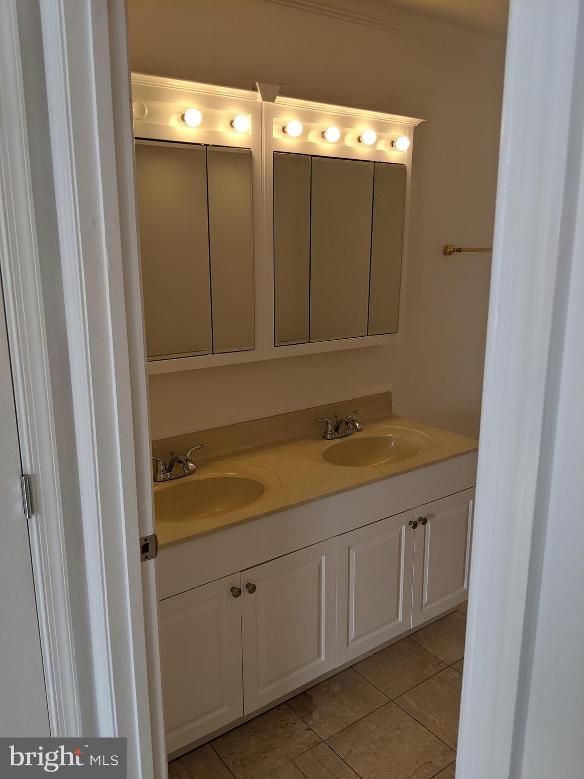 FELLS POINT HISTORIC DISTRICT - Residential Lease