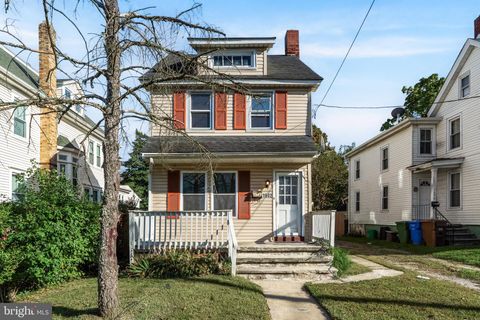 Photo of 1602 Kings Highway, SWEDESBORO, NJ 08085 (MLS # NJGL2064918)