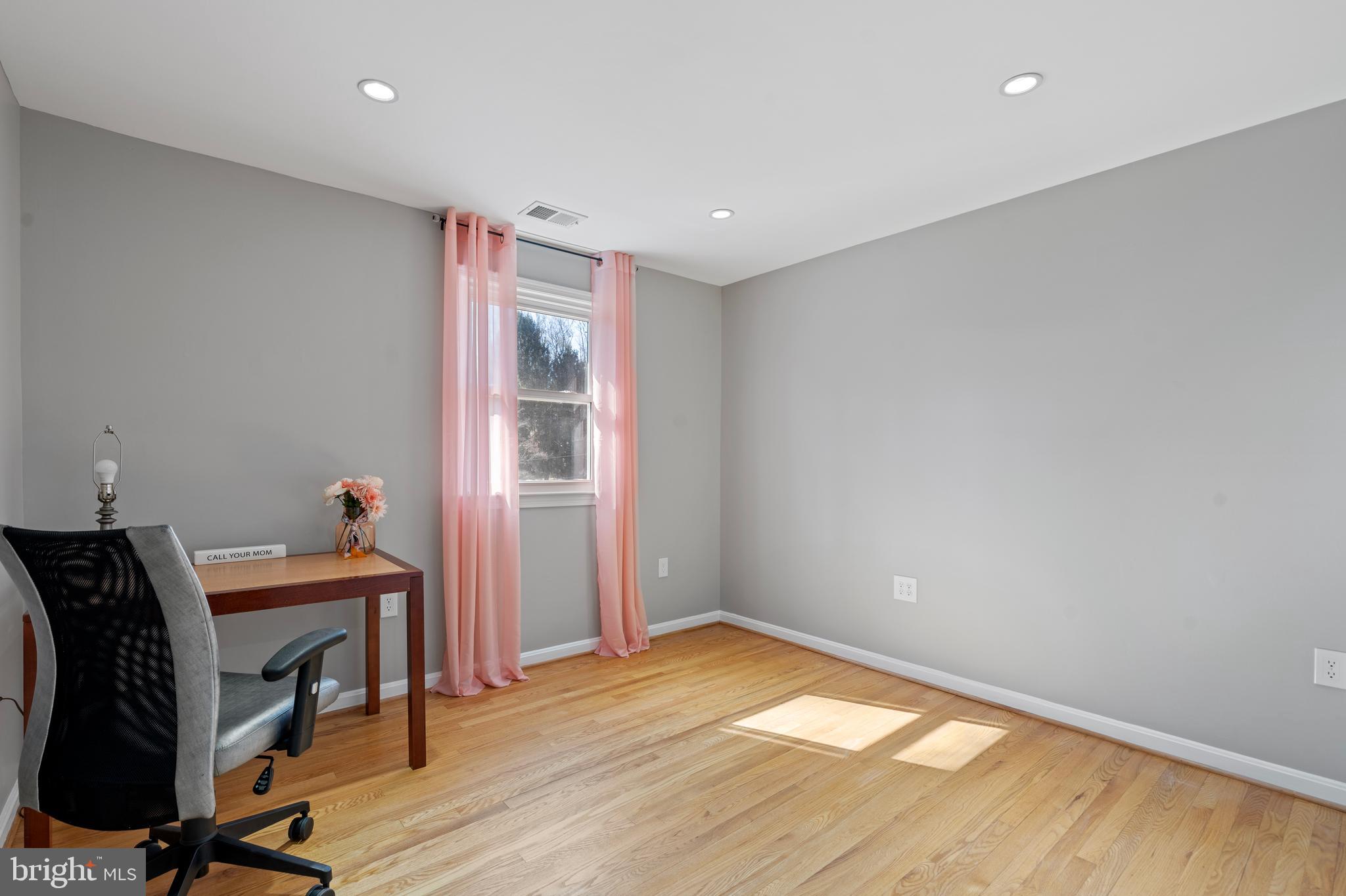 ALLENWOOD - Residential