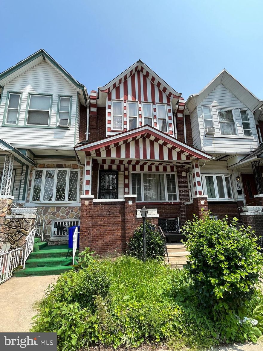 Welcome to 309 S 63rd Street!  

This gorgeous home is waiting for someone to restore it to it's original glory.  Main features include  4 generously sized bedrooms and large hall bathroom upstairs, original hardwood floors throughout, formal dining room, huge eat in kitchen, 2 staircases leading to the upstairs, and finished basement with additional kitchen and powder room.  All of this situated directly across from Cobbs Creek Park and only minutes away from 69th street terminal, shopping, restaurants, Tower Theater, and more!