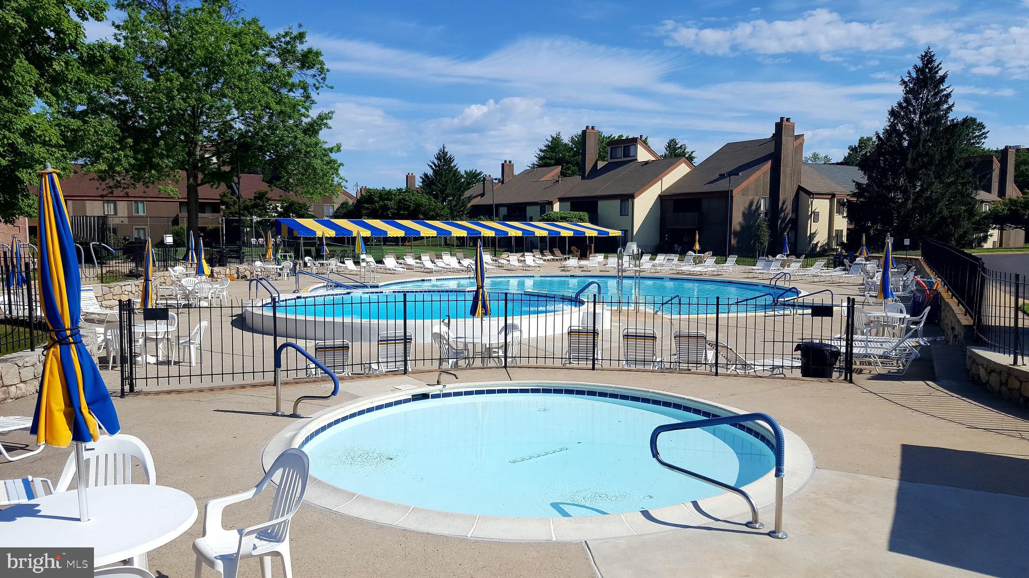BAKERS BAY CONDOMINIUMS - Residential