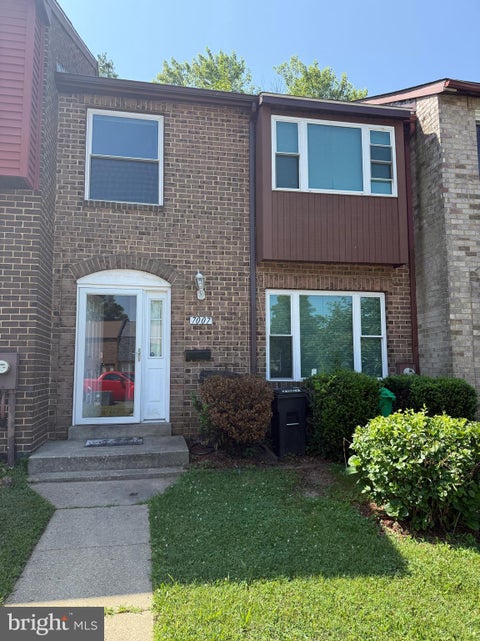 Townhouse For Rent - 7007 Cipriano Woods Court<br/> Prince Georges County, LANHAM, MD 20706