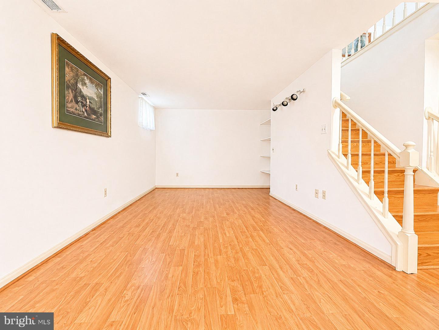 POTOMAC RIDGE - Residential