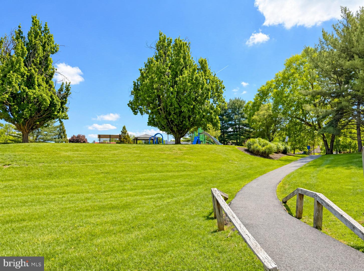 POTOMAC RIDGE - Residential