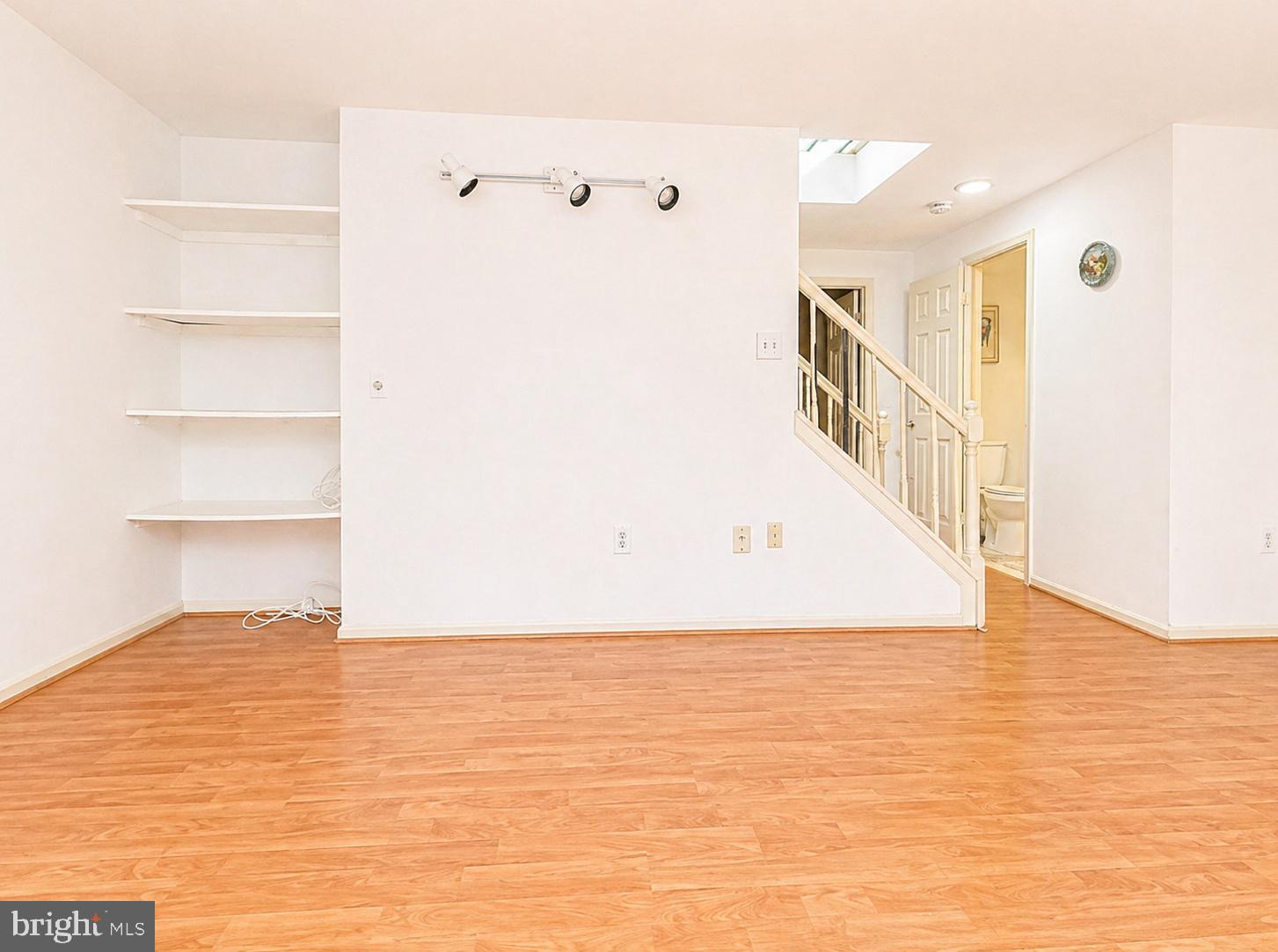 POTOMAC RIDGE - Residential