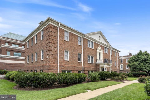 Condo For Rent - 718 S Washington Street #104<br/> Alexandria City County, ALEXANDRIA, VA 22314