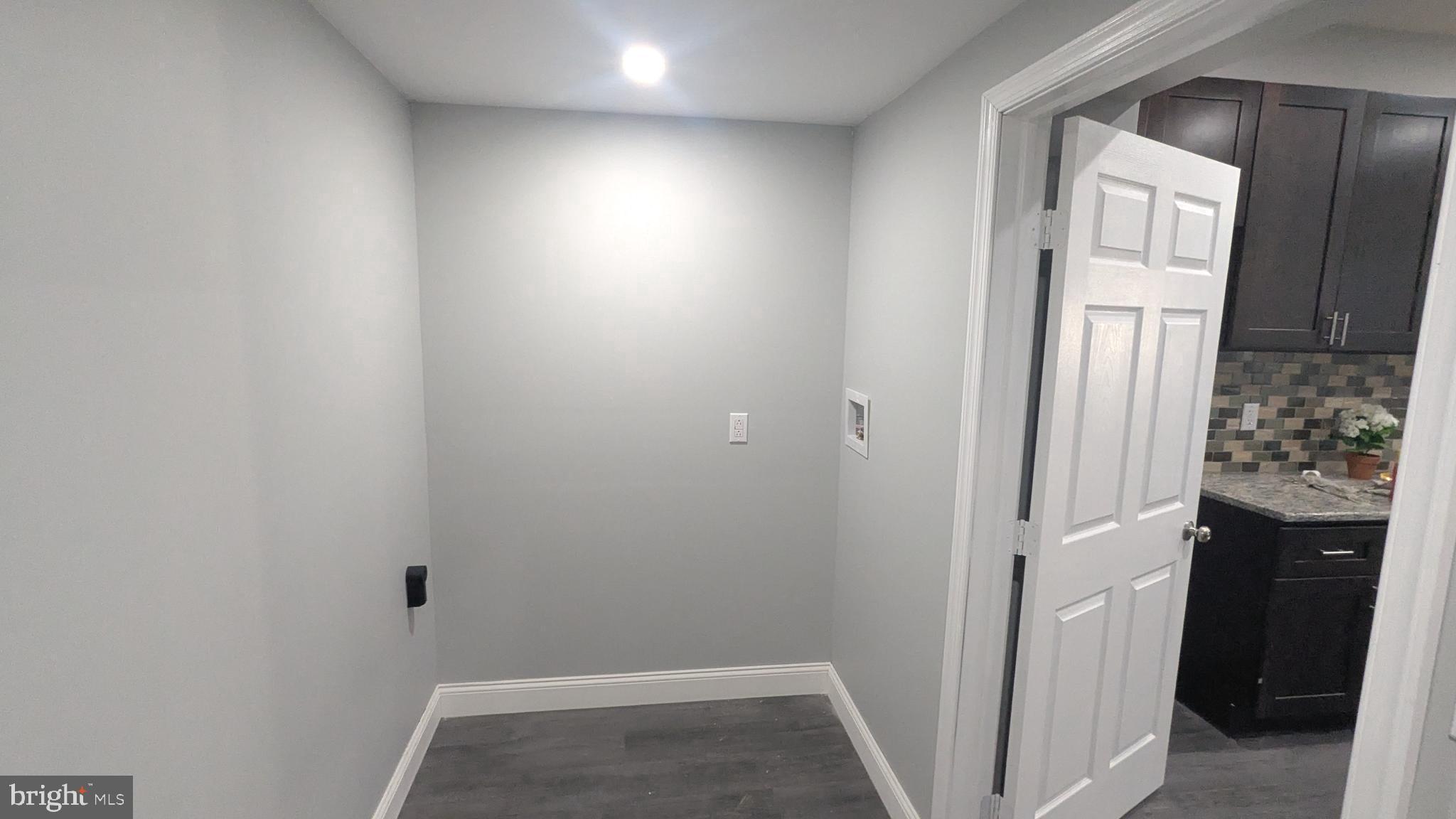 PHILADELPHIA (WEST) - Residential