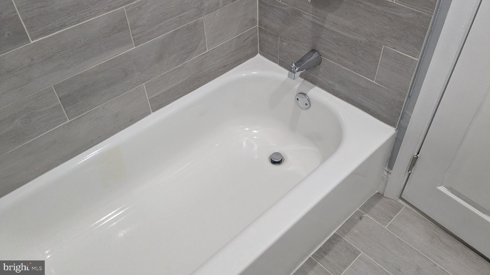 PHILADELPHIA (WEST) - Residential