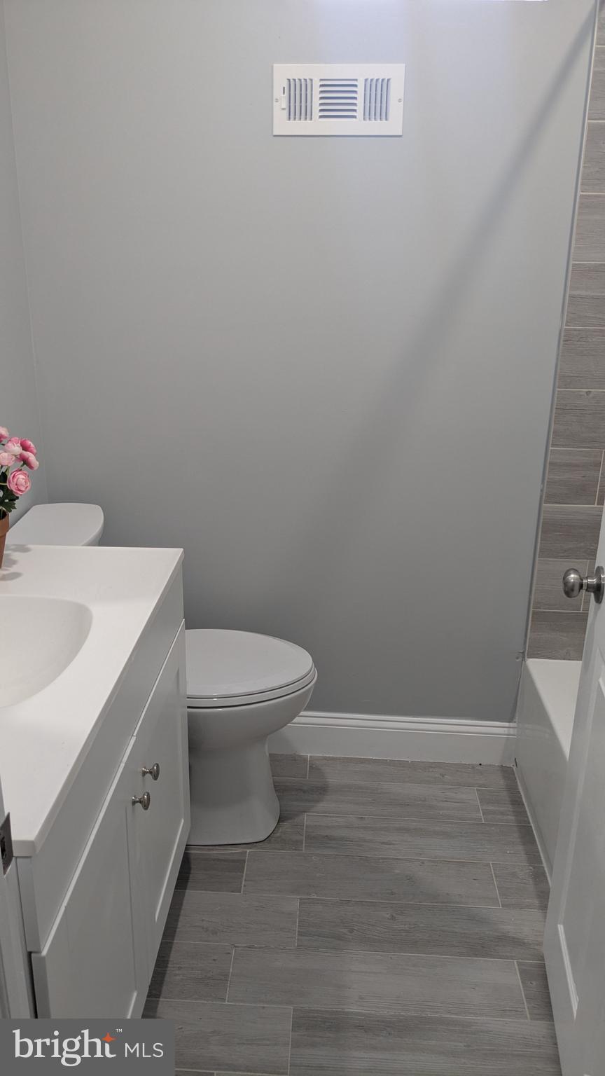 PHILADELPHIA (WEST) - Residential