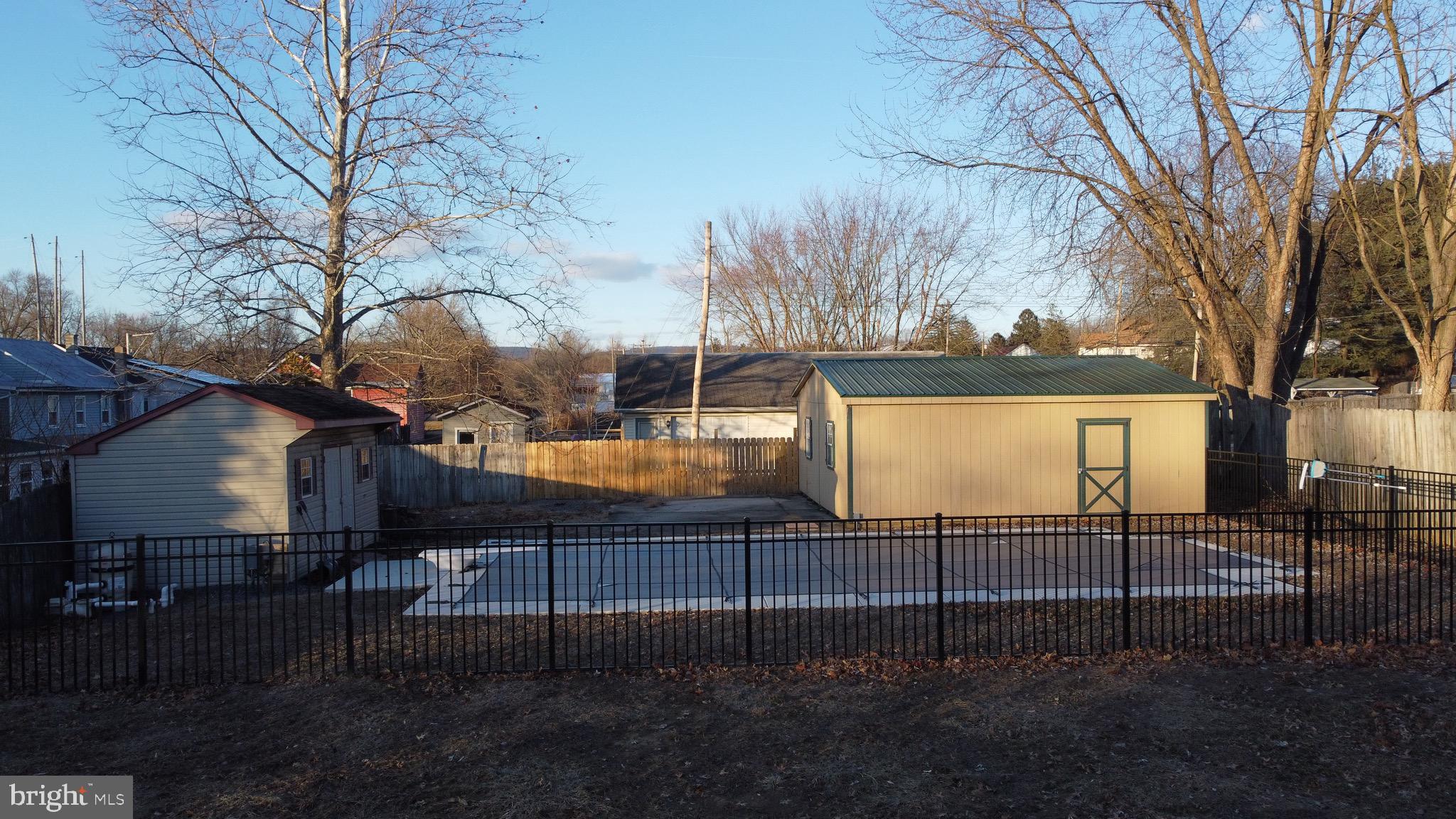 HALIFAX - Residential