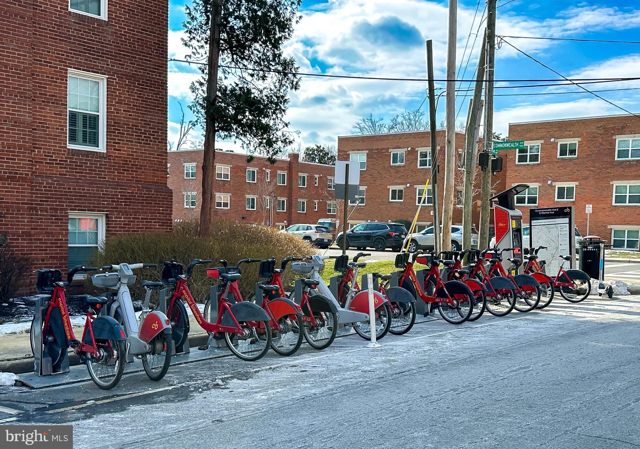 DEL RAY PLACE - Residential Lease