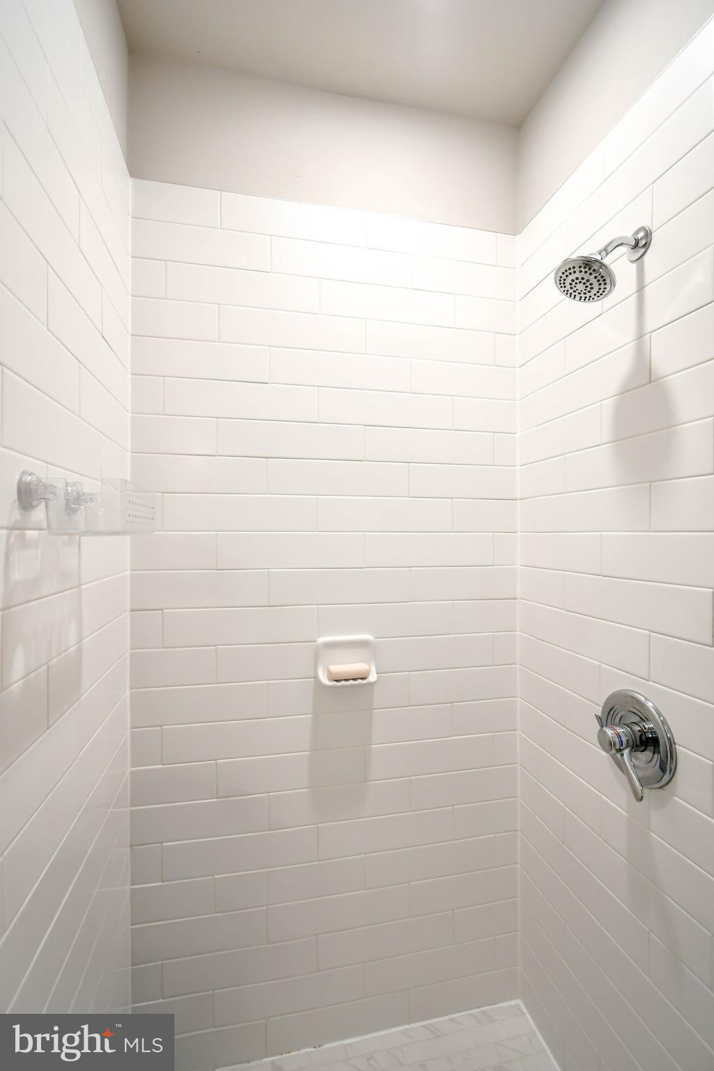 DEL RAY PLACE - Residential Lease