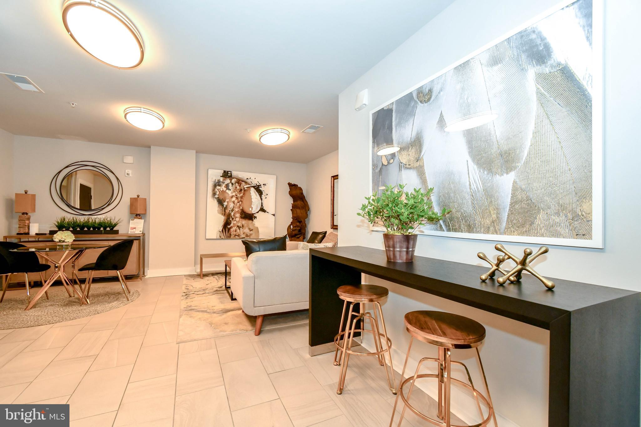 DEL RAY PLACE - Residential Lease