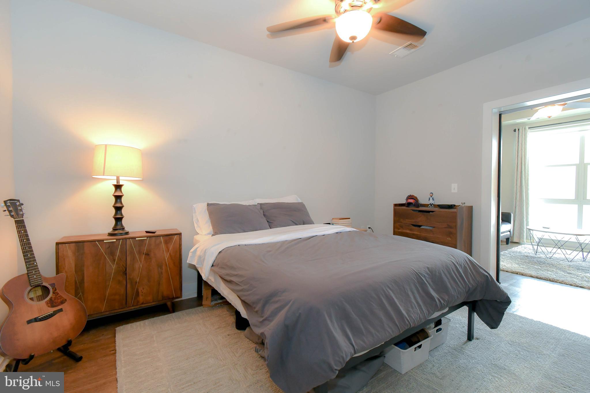 DEL RAY PLACE - Residential Lease