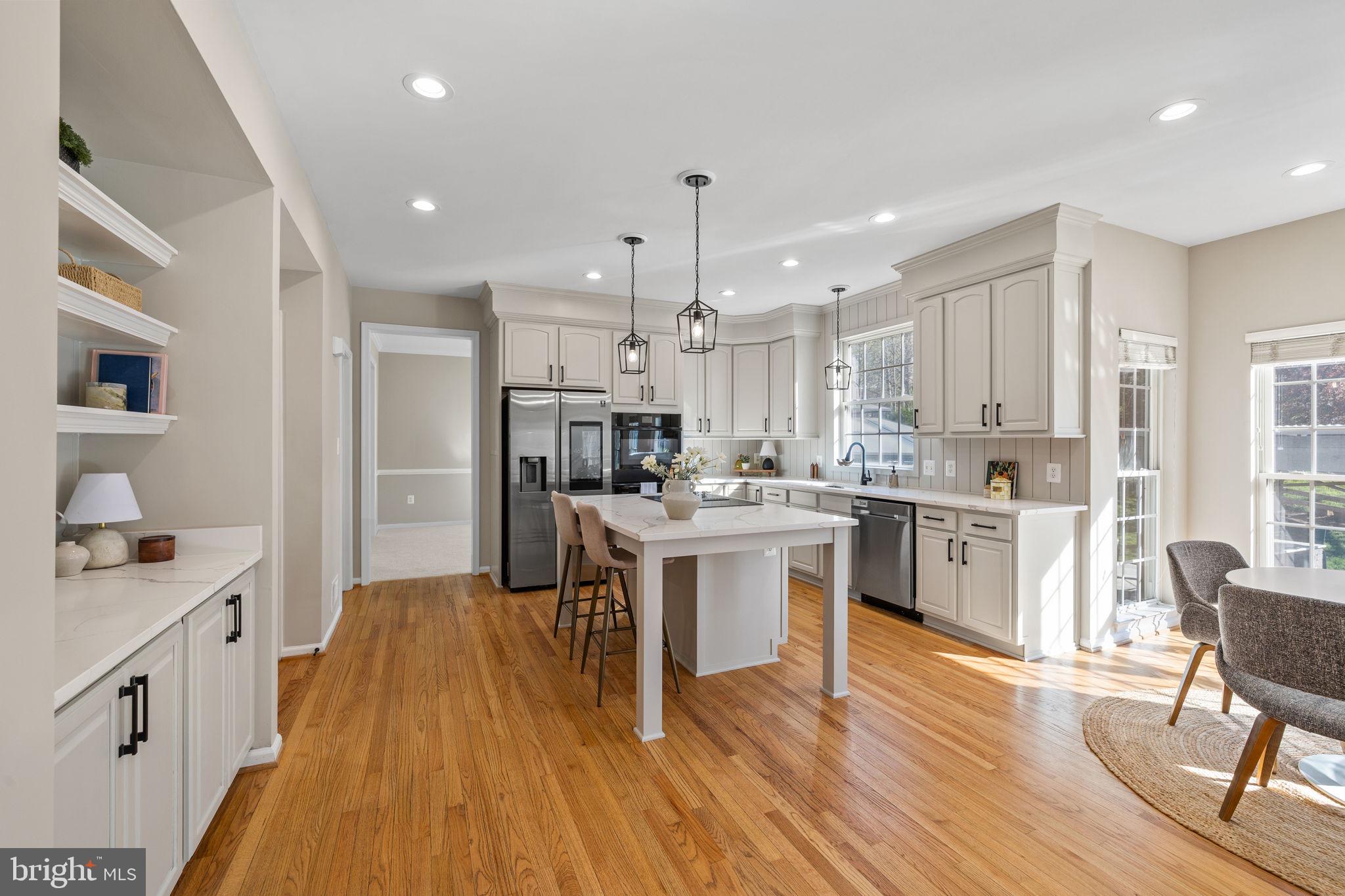 VICTORY LAKES - Residential