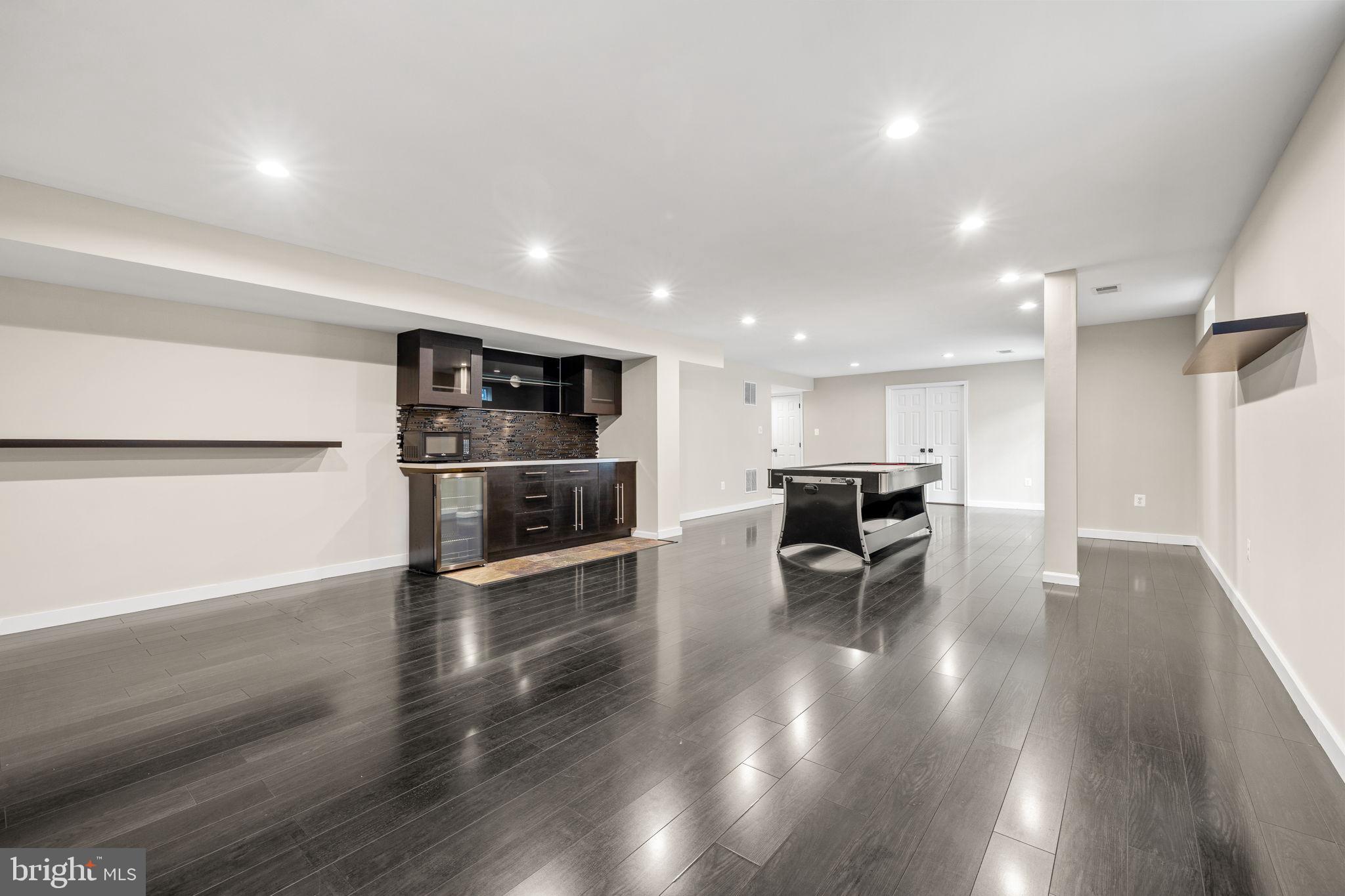 VICTORY LAKES - Residential