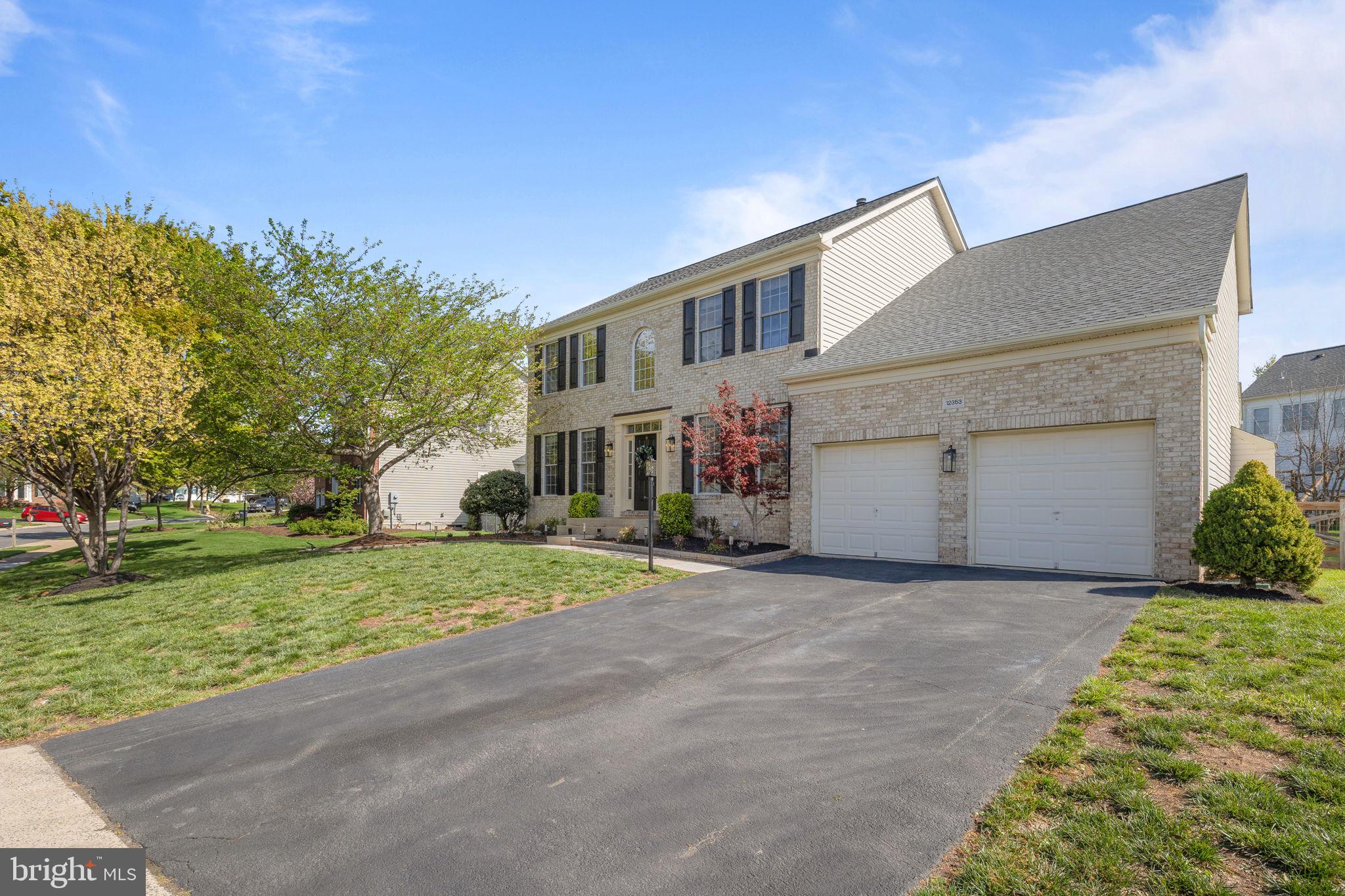 VICTORY LAKES - Residential