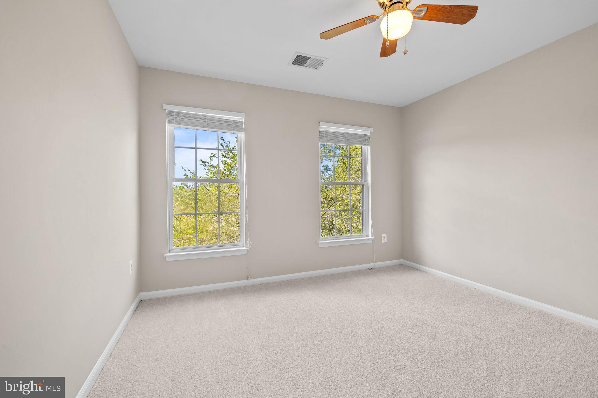 VICTORY LAKES - Residential