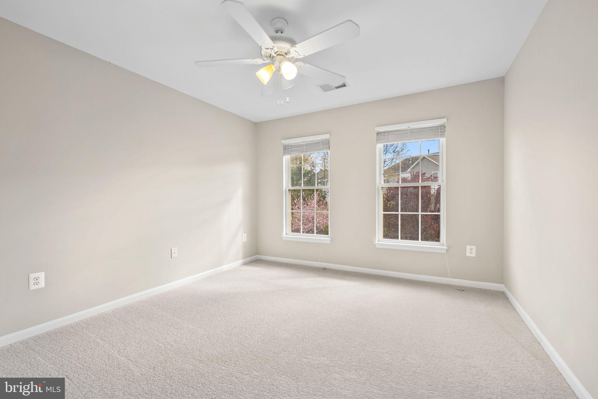 VICTORY LAKES - Residential