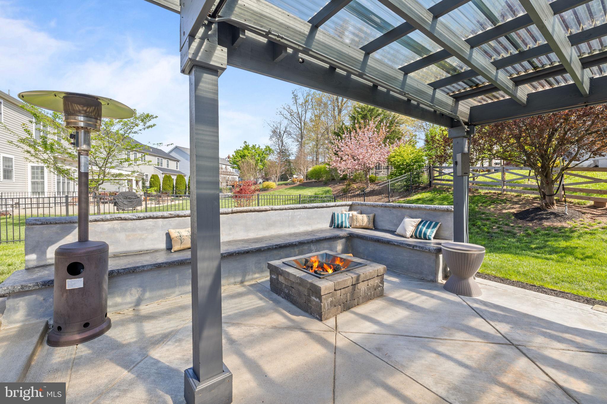 VICTORY LAKES - Residential