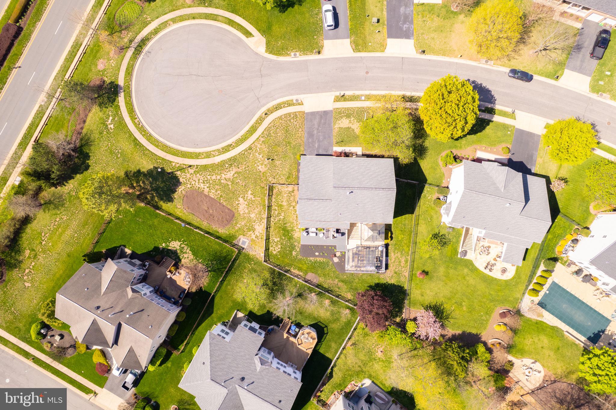 VICTORY LAKES - Residential