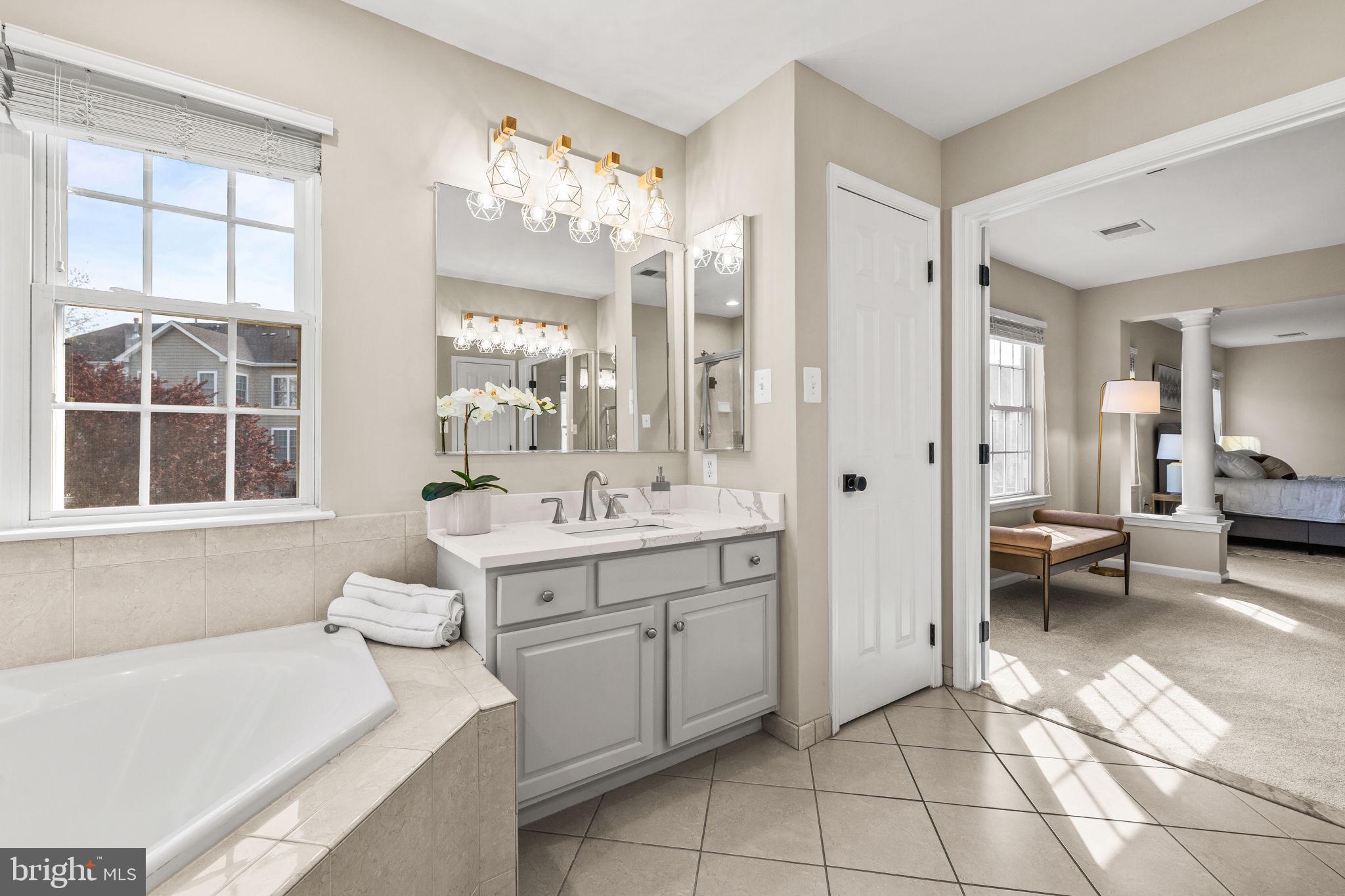 VICTORY LAKES - Residential