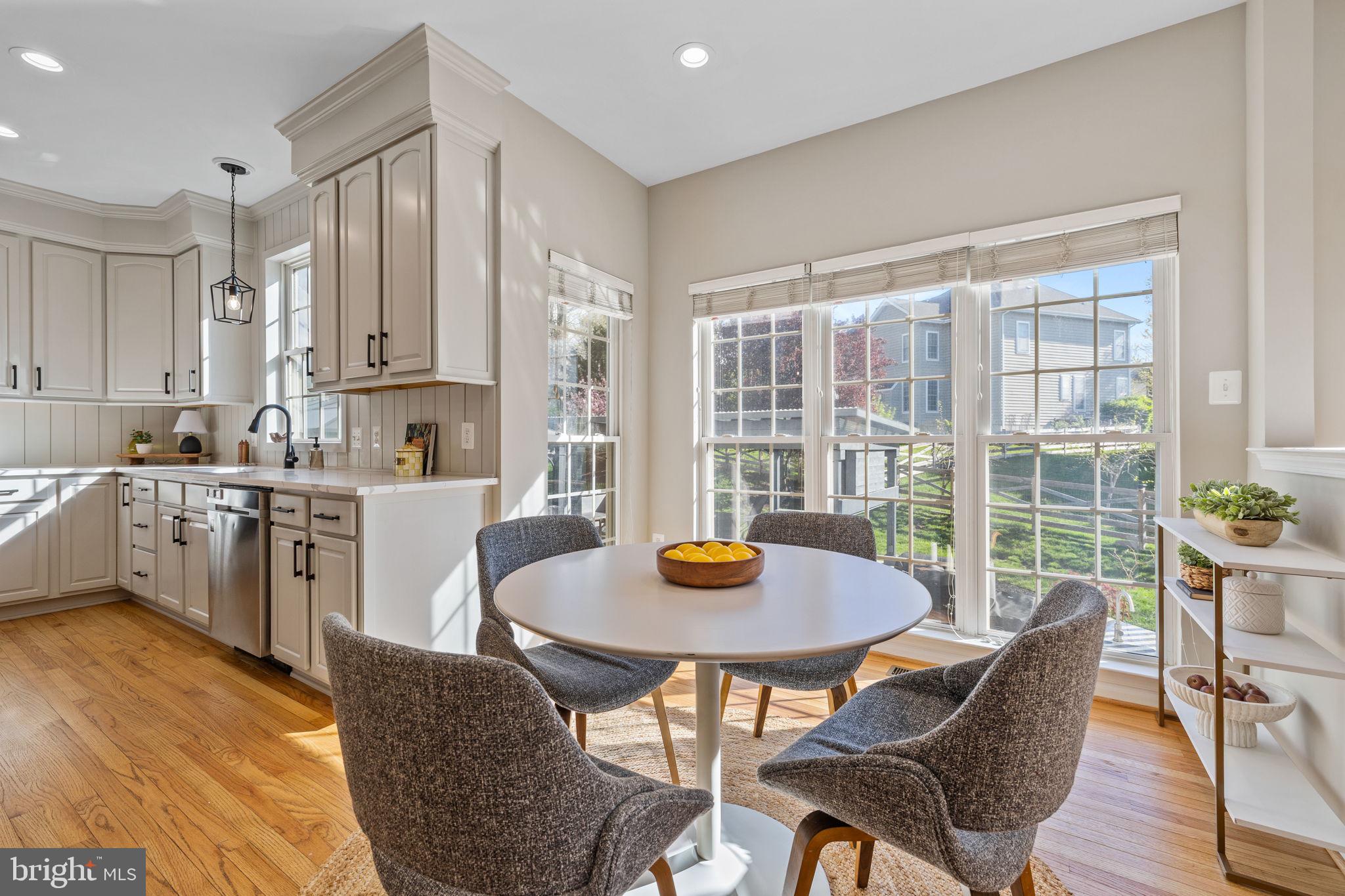 VICTORY LAKES - Residential