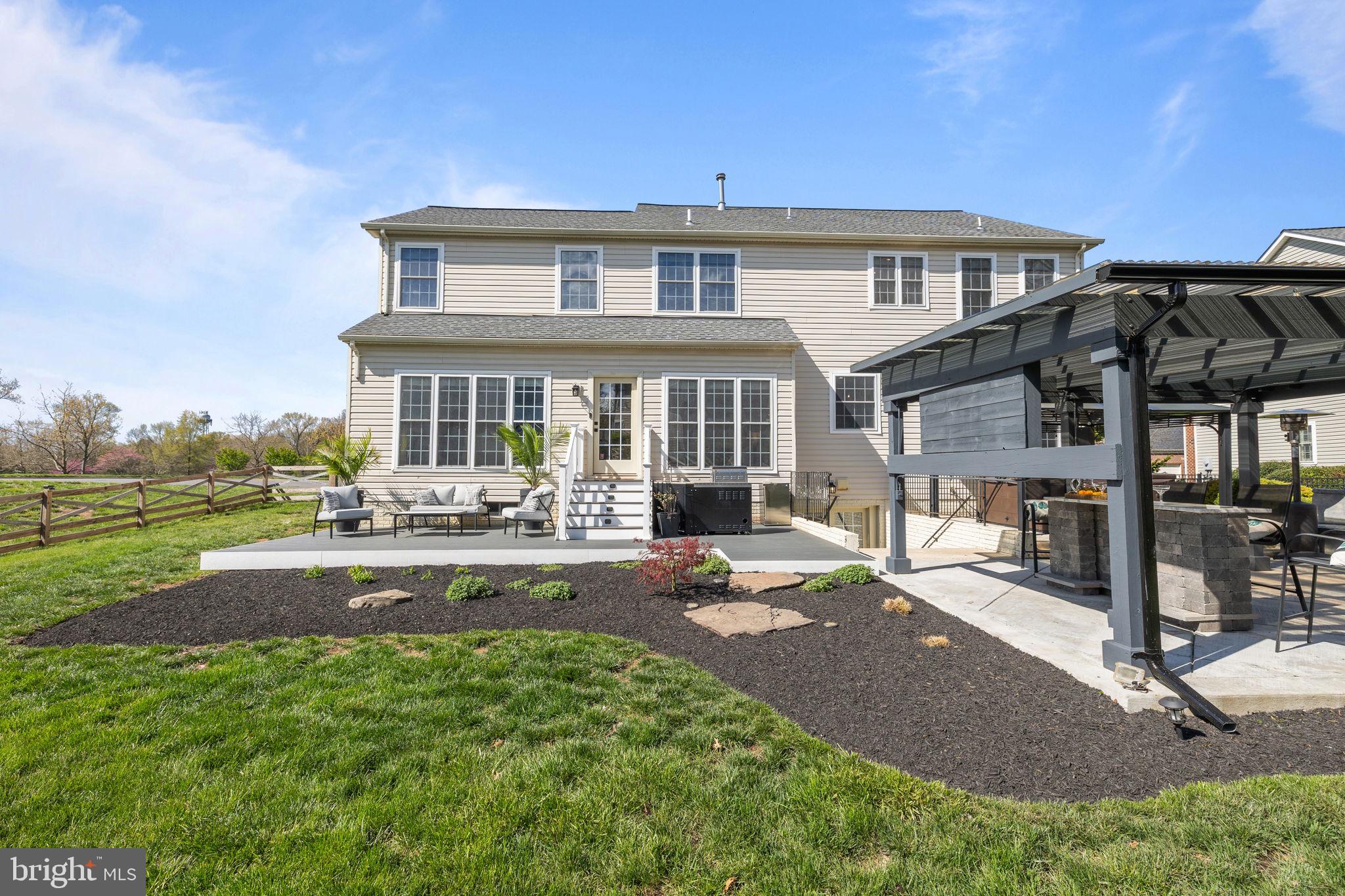 VICTORY LAKES - Residential