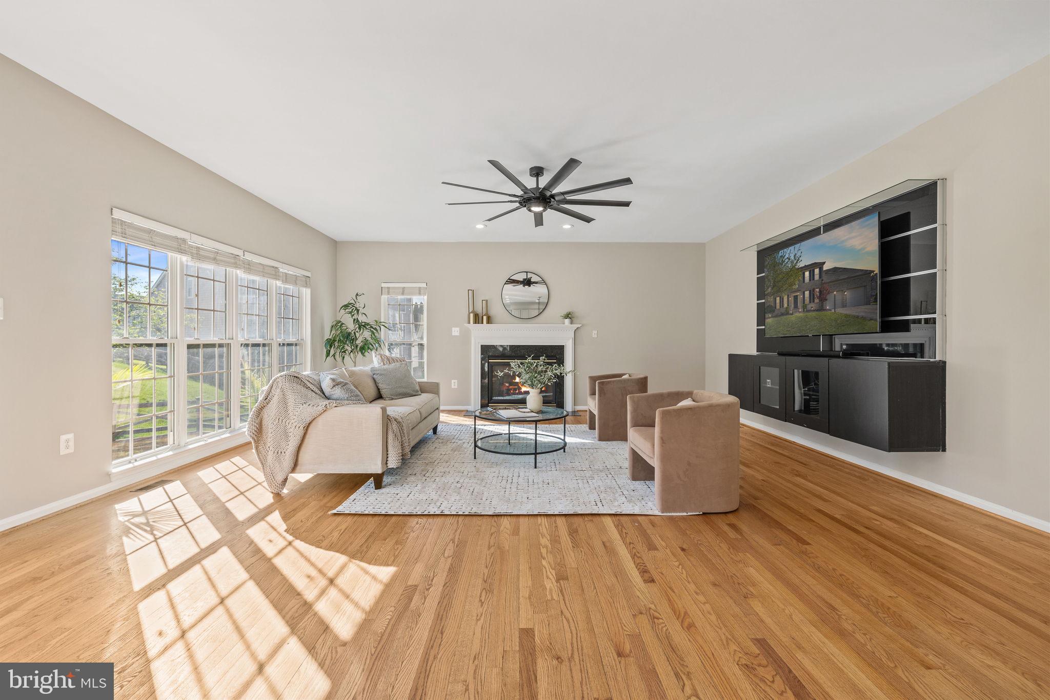 VICTORY LAKES - Residential