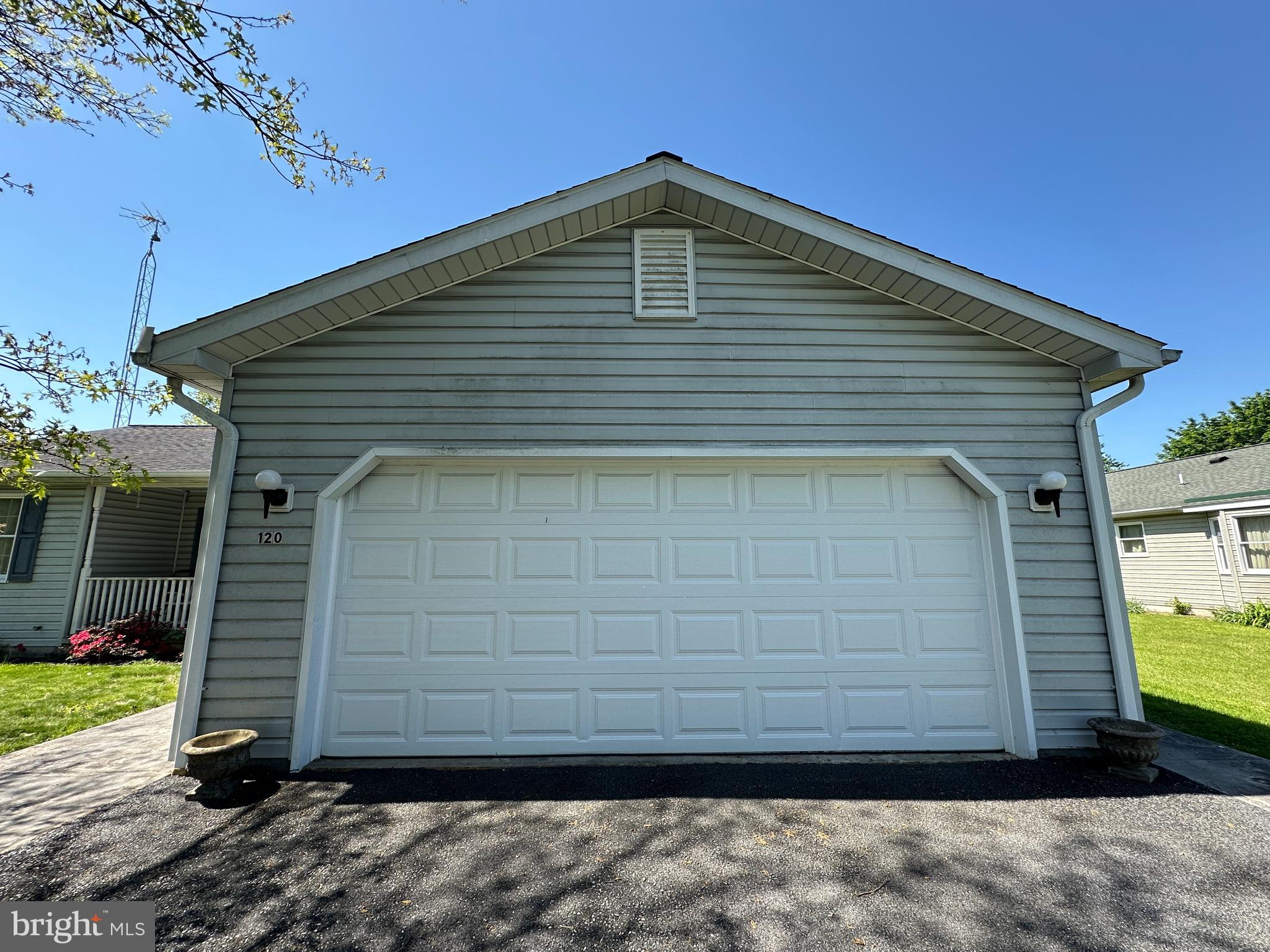 BEECHWOOD - Residential