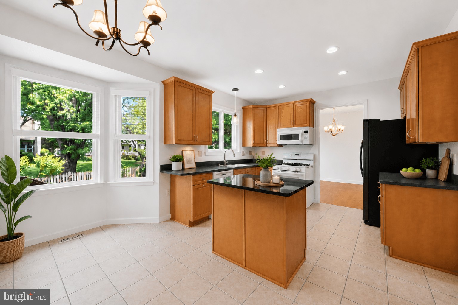 CHANTILLY HIGHLANDS - Residential