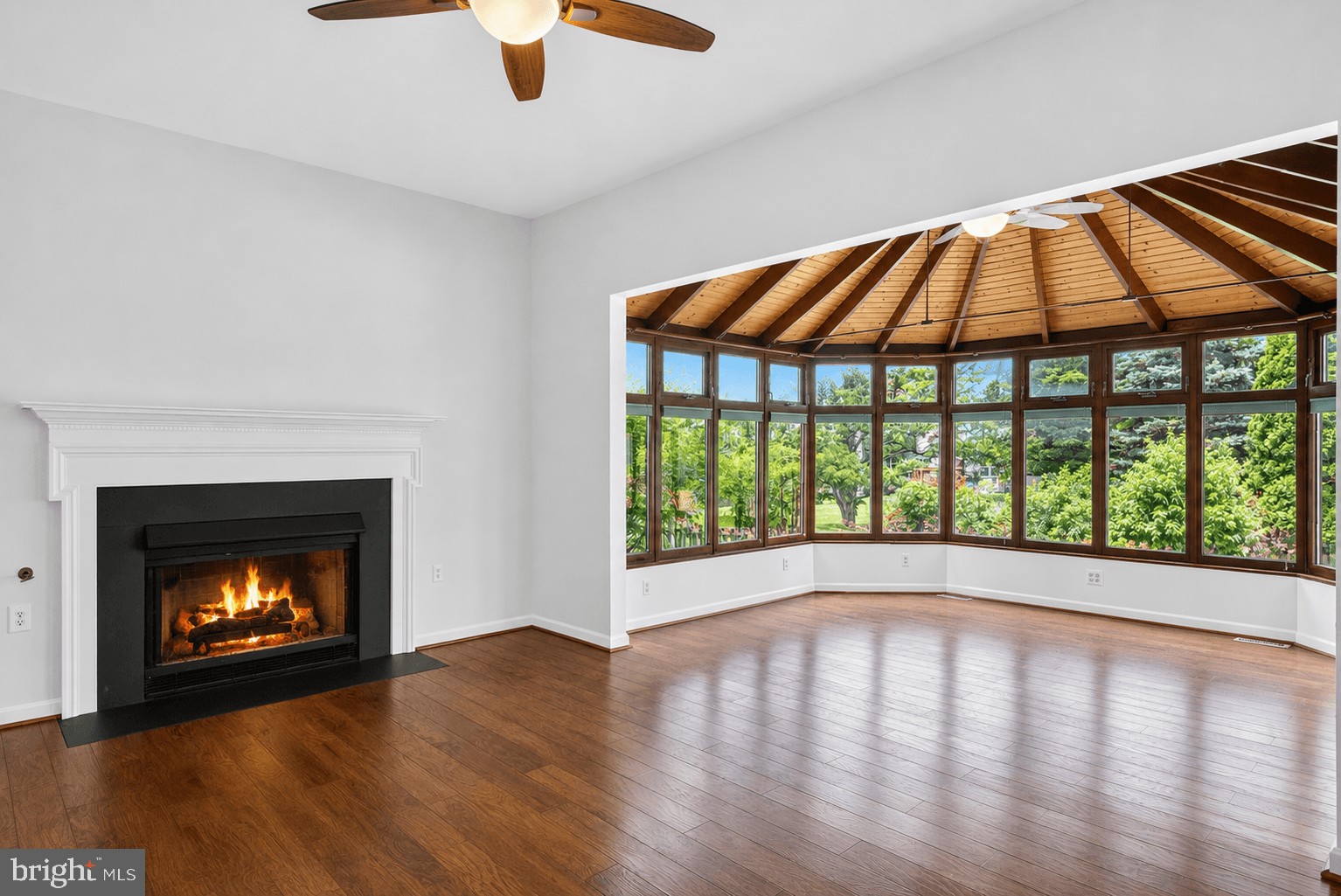 CHANTILLY HIGHLANDS - Residential