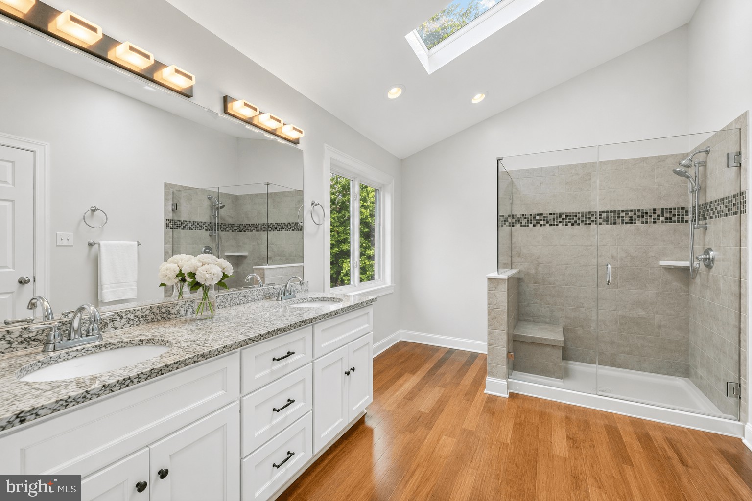 CHANTILLY HIGHLANDS - Residential