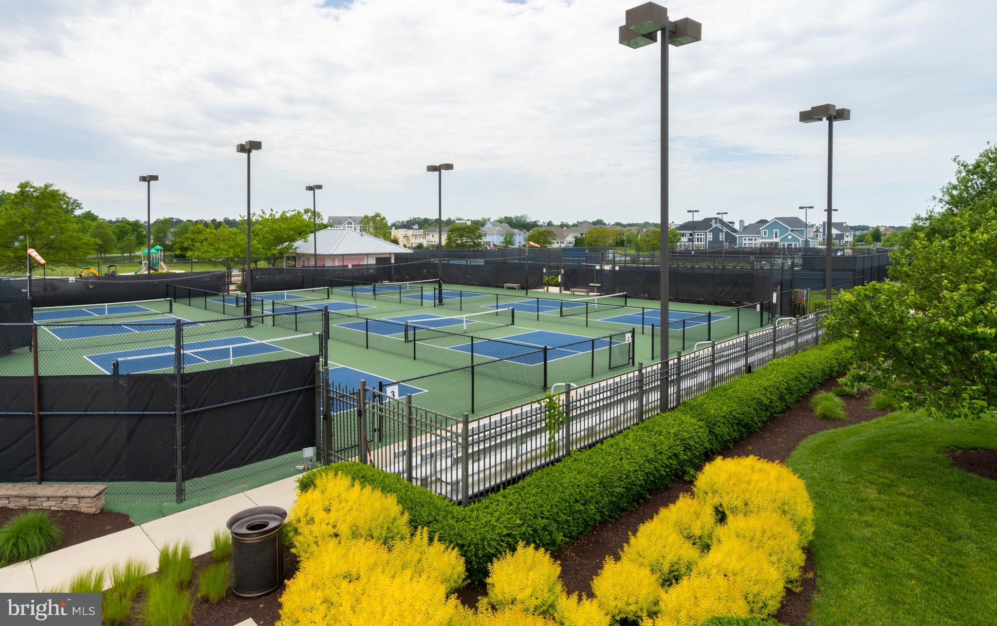 PENINSULA - Residential