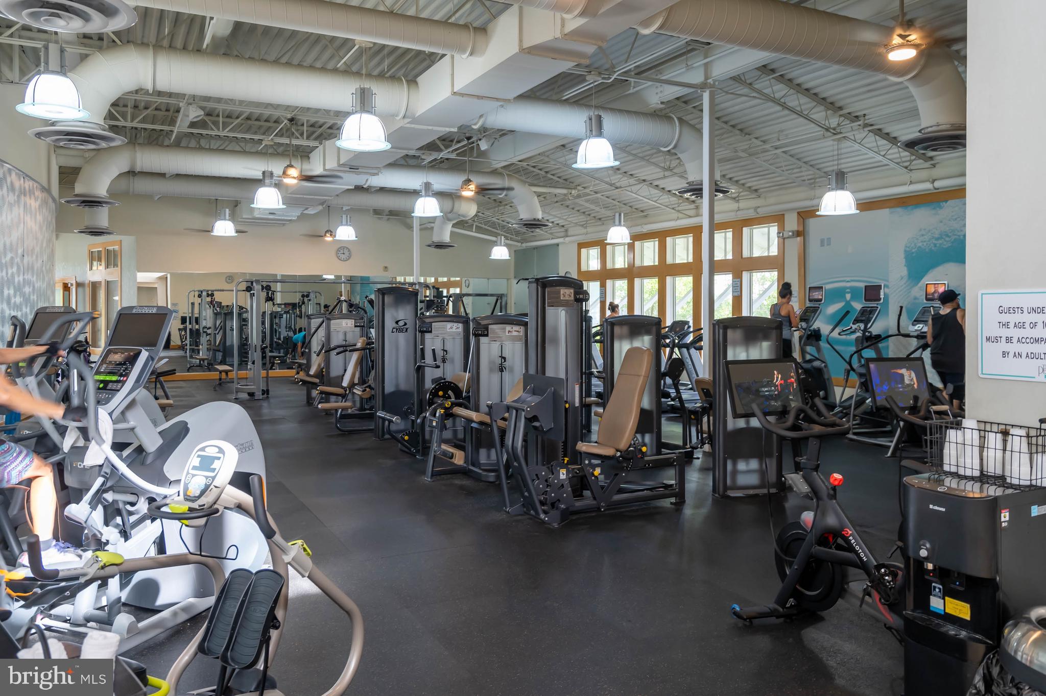 PENINSULA - Residential