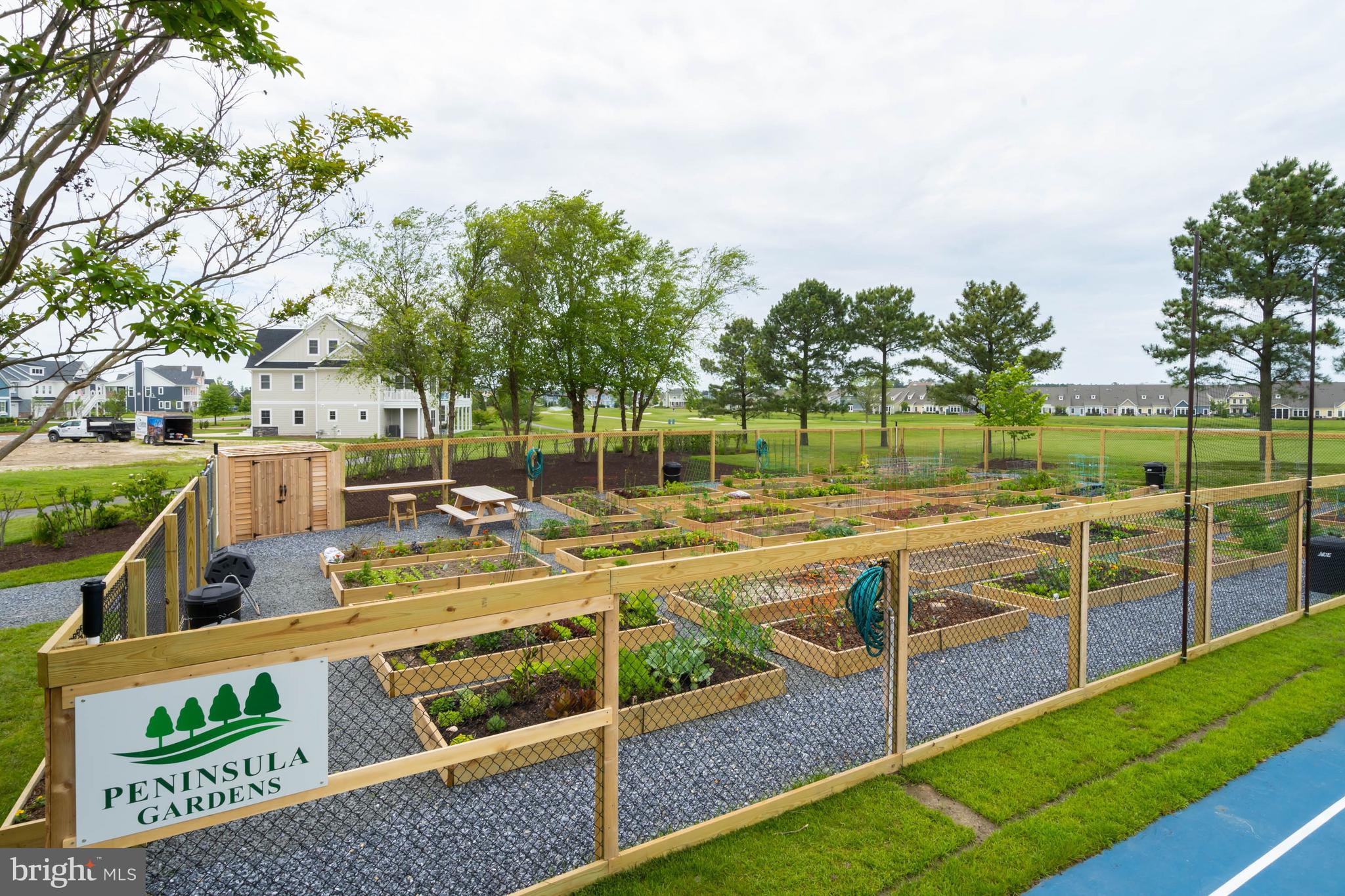 PENINSULA - Residential