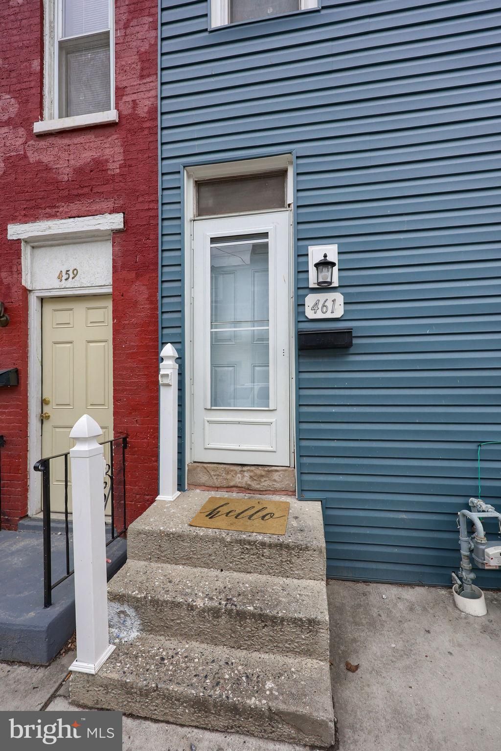 Photo of 461 E Walnut Street, YORK, PA 17403 (MLS # PAYK2098218)