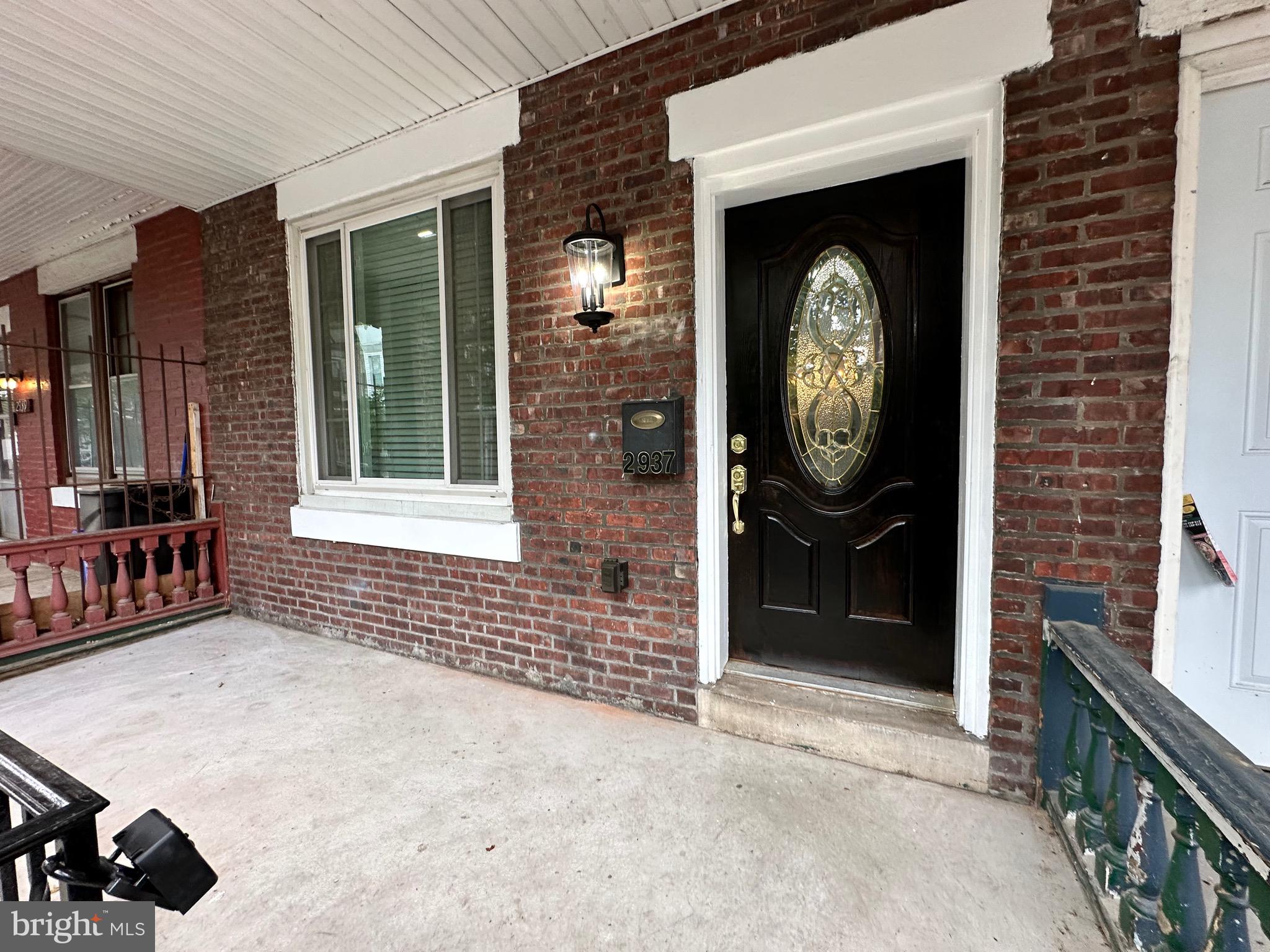STRAWBERRY MANSION - Residential