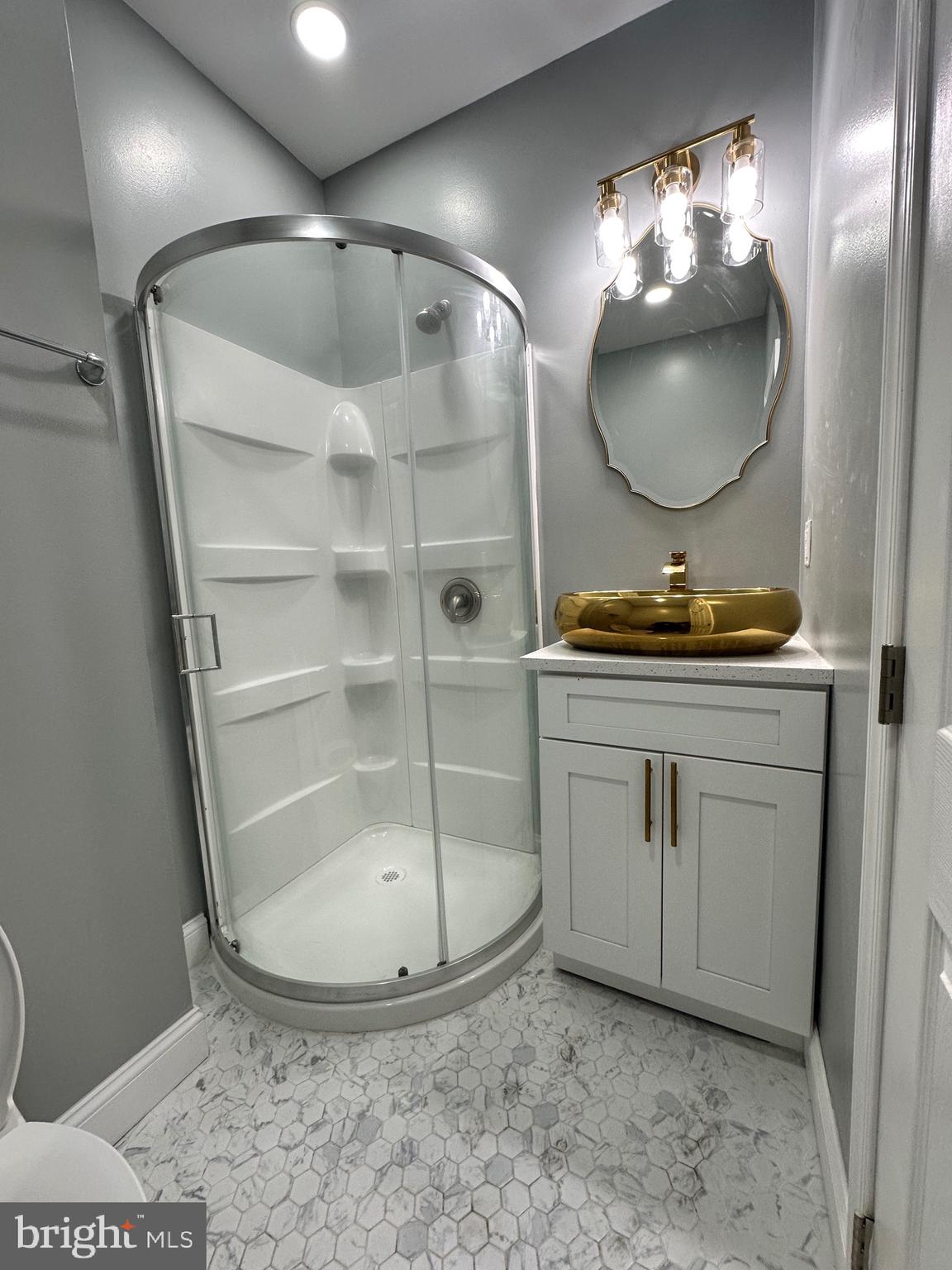 STRAWBERRY MANSION - Residential