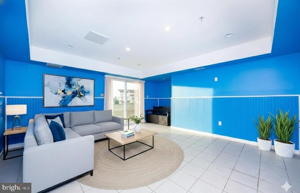 ROUND HILL - Residential