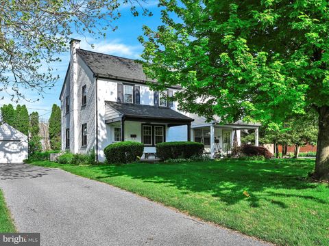 Photo of 1705 Windsor Avenue, Lancaster, PA 17601 (MLS # PALA2050670)